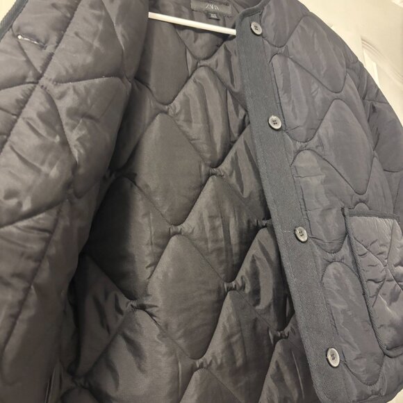 Zara Black Quilted Jacket with Patch Pockets - Picture 3 of 6